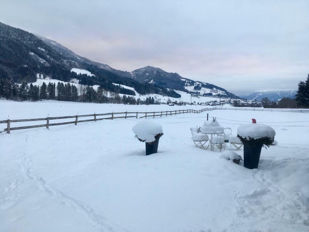 Traumhafte Wohnung Auf Pferde Ranch Aich  Exteriör bild